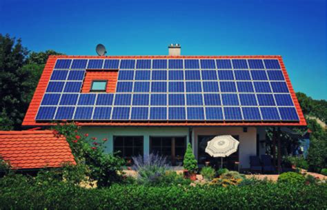 Real-Life Examples Of Solar Batteries Powering Houses